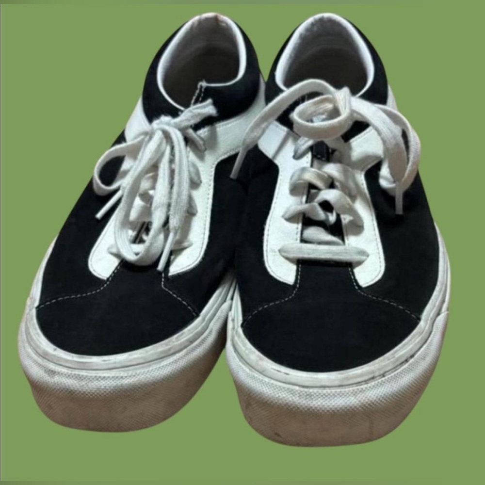 Vans bold ni sneakers mens shoes size 11 black and white